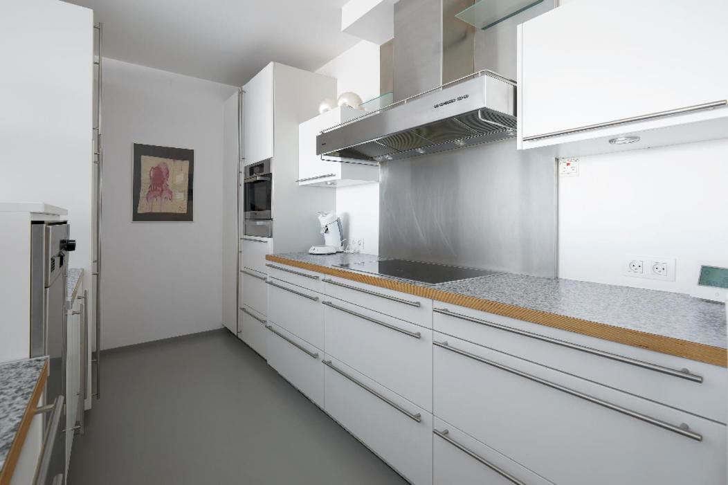 Beautiful Top Floor Seaview Studio Apartment B'Berge-Bruges Blankenberge Bagian luar foto